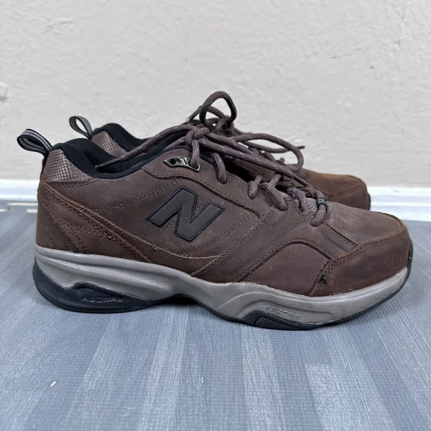 New Balance 623 Training Shoe Men’s Size 8.5 Brown Leather