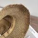 thumbnail image 3 of Sombrero de paja tejido de ala ancha de color transpirable con protección solar hueca de verano de 56-58 cm de circunferencia para mujer, 3 of 6