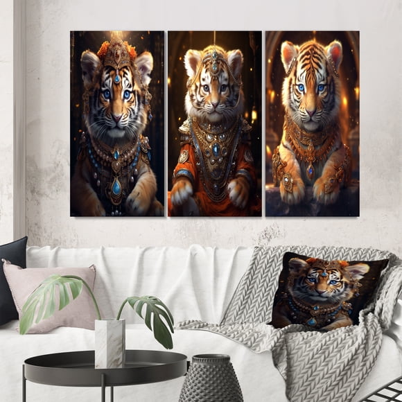 Designart « Royal Lion Kitten Cute Little One I » Animaux Lion Ensemble d'Art Mural de 3 - Ensemble de Toiles Lion Brun pour Déco de Salon