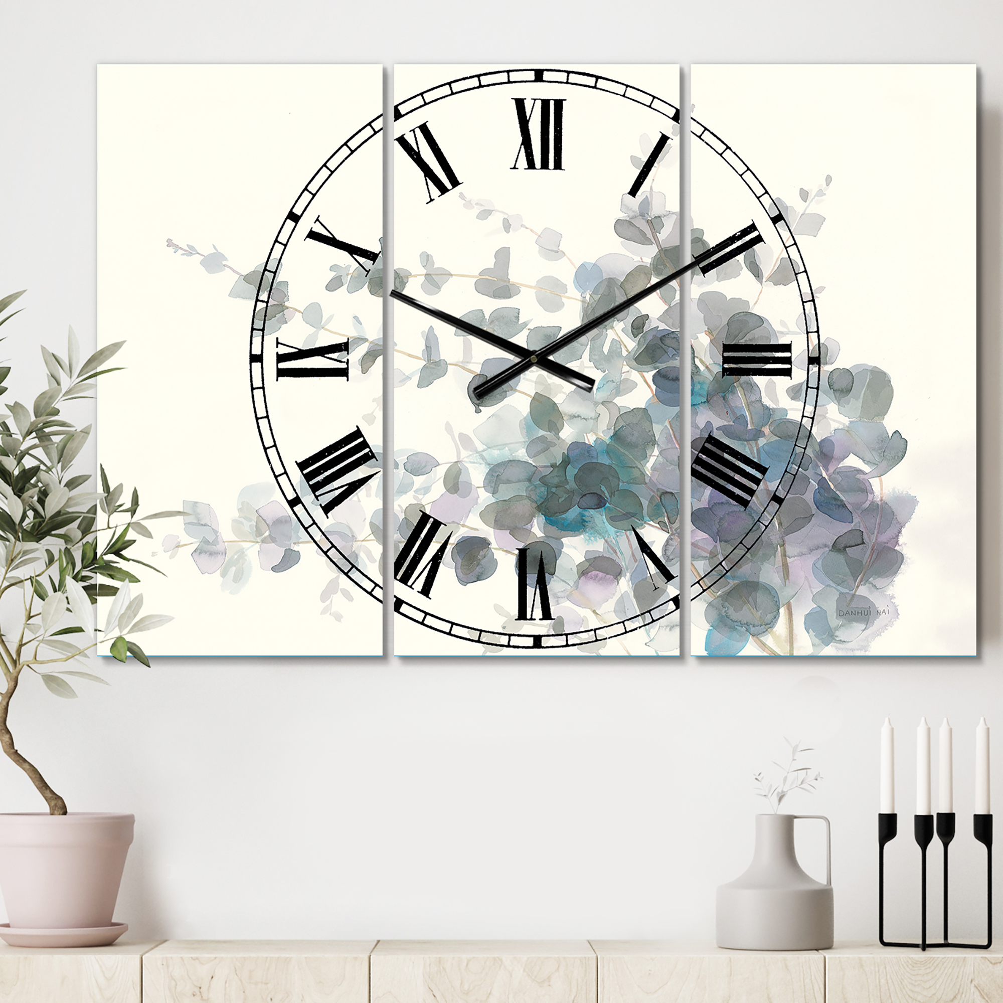 Designart 'Grey Watercolor Flower II' Traditional Wall Clock