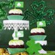 thumbnail image 5 of Advancent Guirnalda de oropel de 8 Uds., de trébol, decoraciones de lámina metálica, colgante de techo para Navidad, bodas, en exteriores e Kits de decoración para fiestas Verde 2m Advancent HA012699-01, 5 of 6
