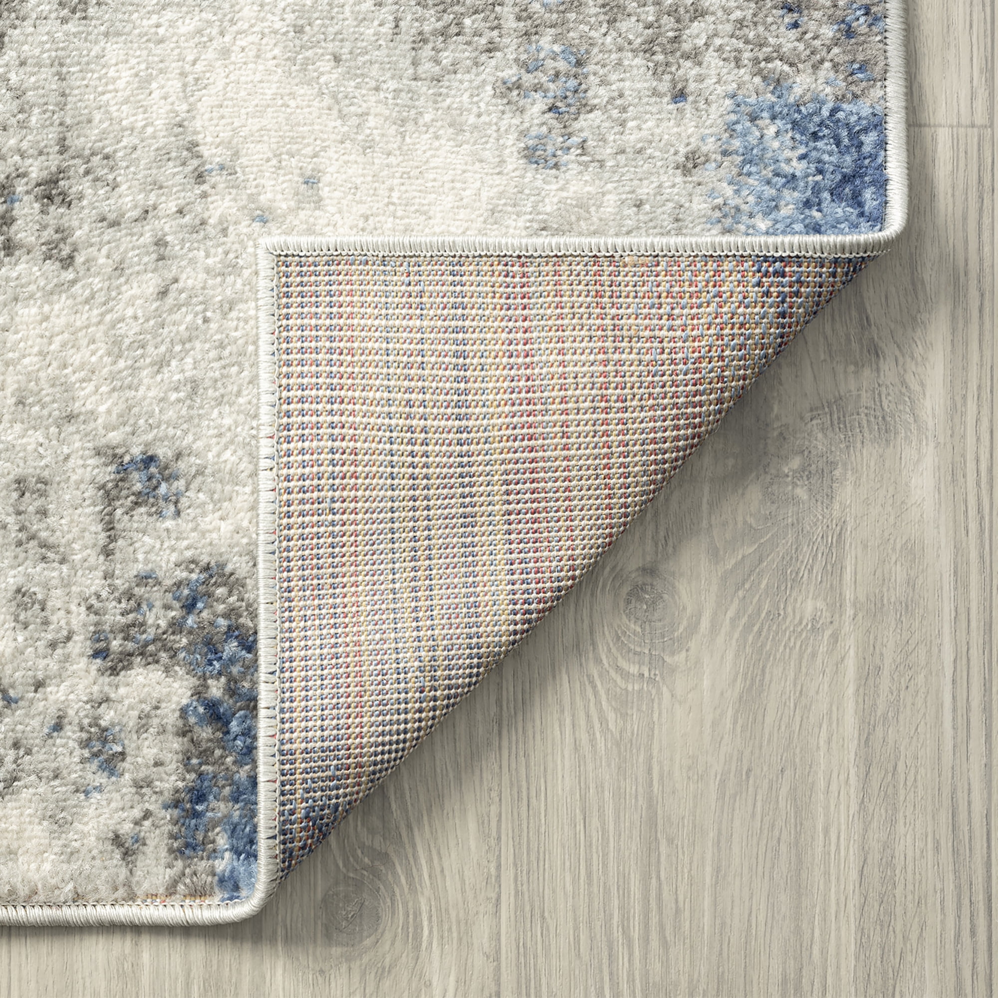 Chelsea Contemporary Abstract 5'3'' x 7'3'' Navy and Blue Polypropylene Indoor Area Rug, 5' x 7'