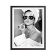 thumbnail image 2 of Impresión de lápiz labial de Audrey Hepburn, arte de pared de moda, blanco y negro, foto vintage, póster de Audrey Hepburn, decoración antigua de Hollywood, 2 of 3
