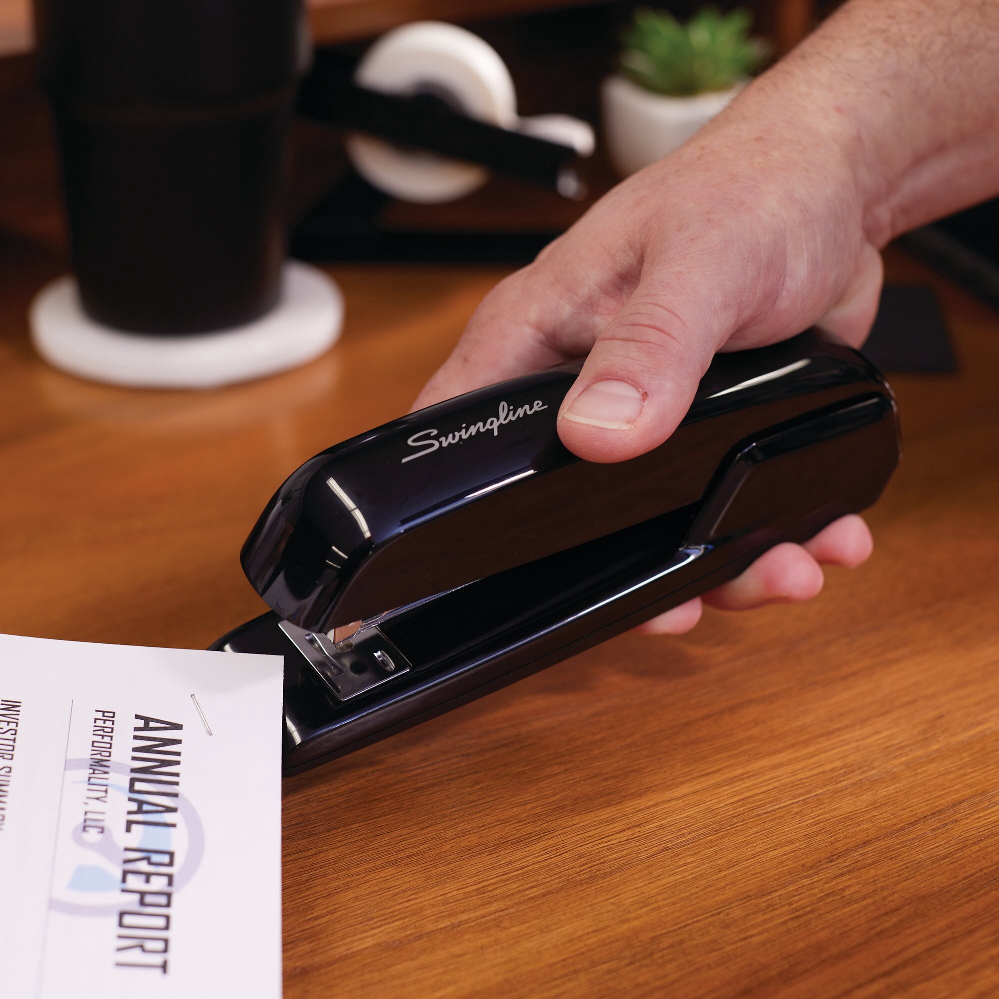 Swingline Standard Desktop Stapler Antimicrobial 25 Sheets Black - Full Size