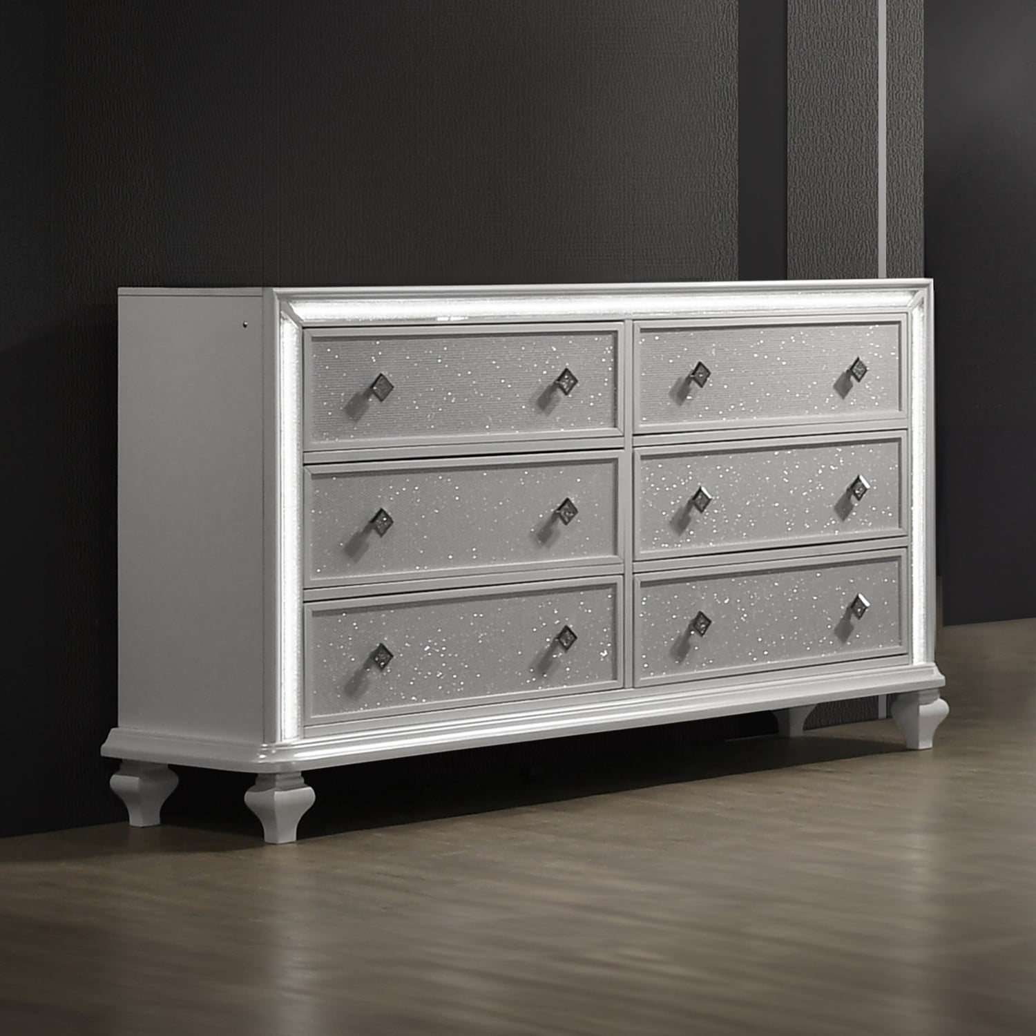 New Classic Furniture Stardust Wood 6-Drawer Dresser in White