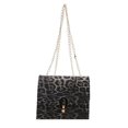 thumbnail image 5 of Bolso bandolera pequeño cuadrado con cadena retro para mujer, sencillo y moderno, con estampado de leopardo, para invierno de 2025., 5 of 5