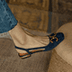 thumbnail image 1 of Sandalias planas retro con estilo para mujer - Punta cuadrada de micro gamuza con decoración de hebilla de metal Zapatos con correa en el tobillo, 1 of 3