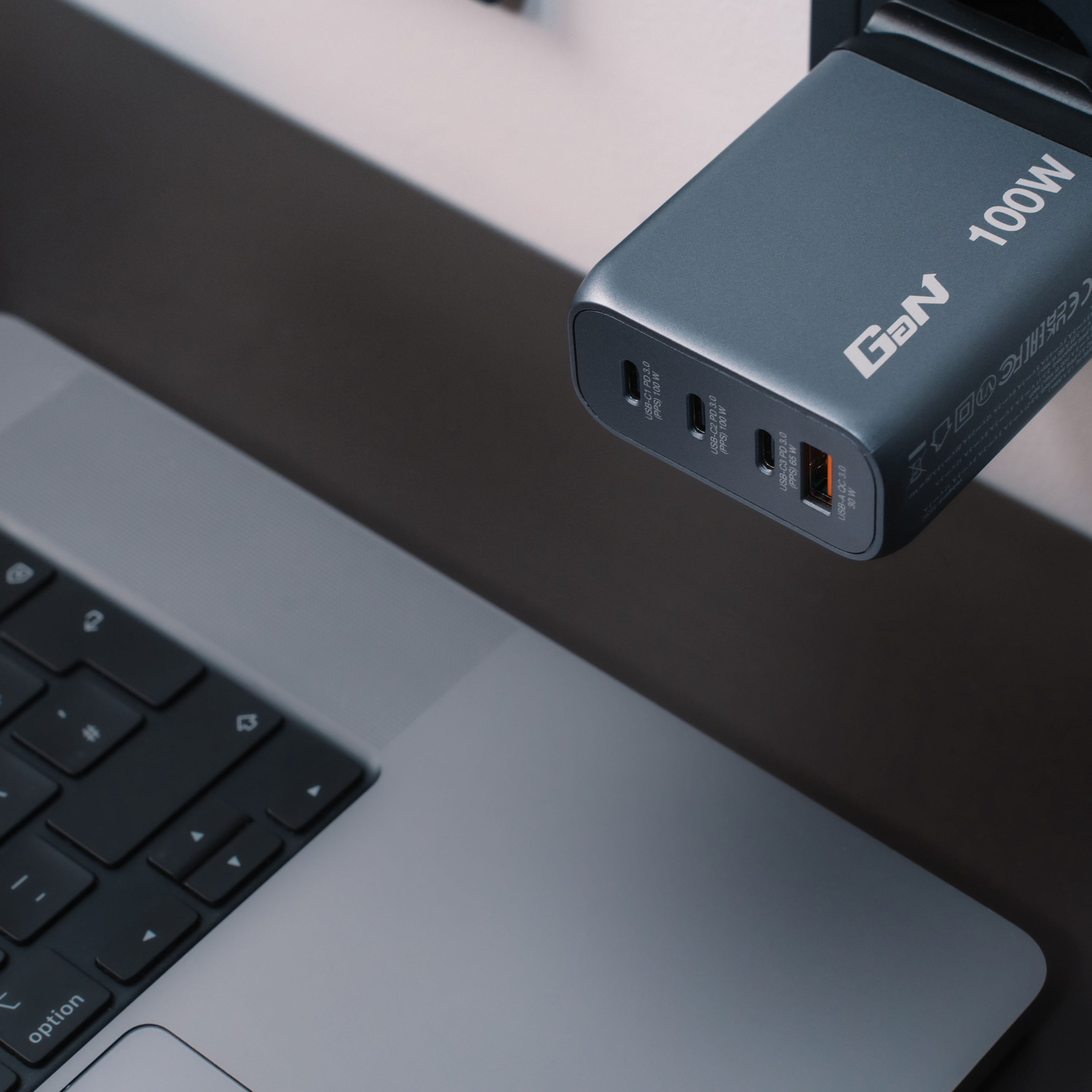 Verbatim 100W 4-Port GaN Wall Charger