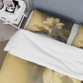 thumbnail image 4 of Designart "Vintage Lotus Blooms in the Pond III" Floral Lotus Bedding Covert Set - Lotus White Floral Bed Set With 2 Shams, 4 of 6