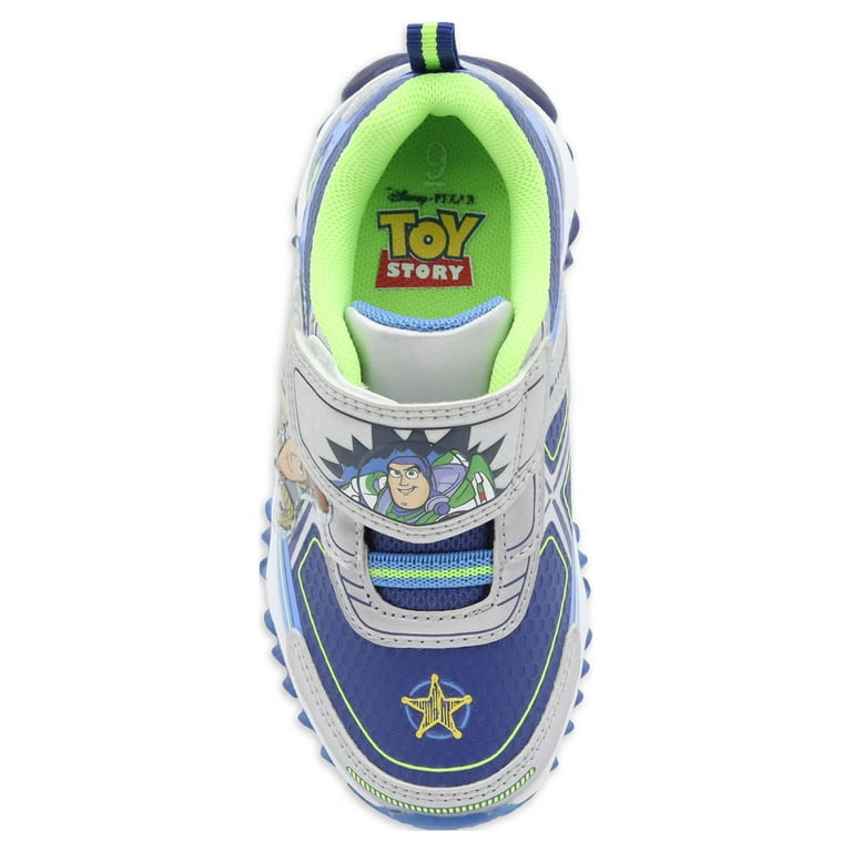 Light up buzz lightyear deals shoes
