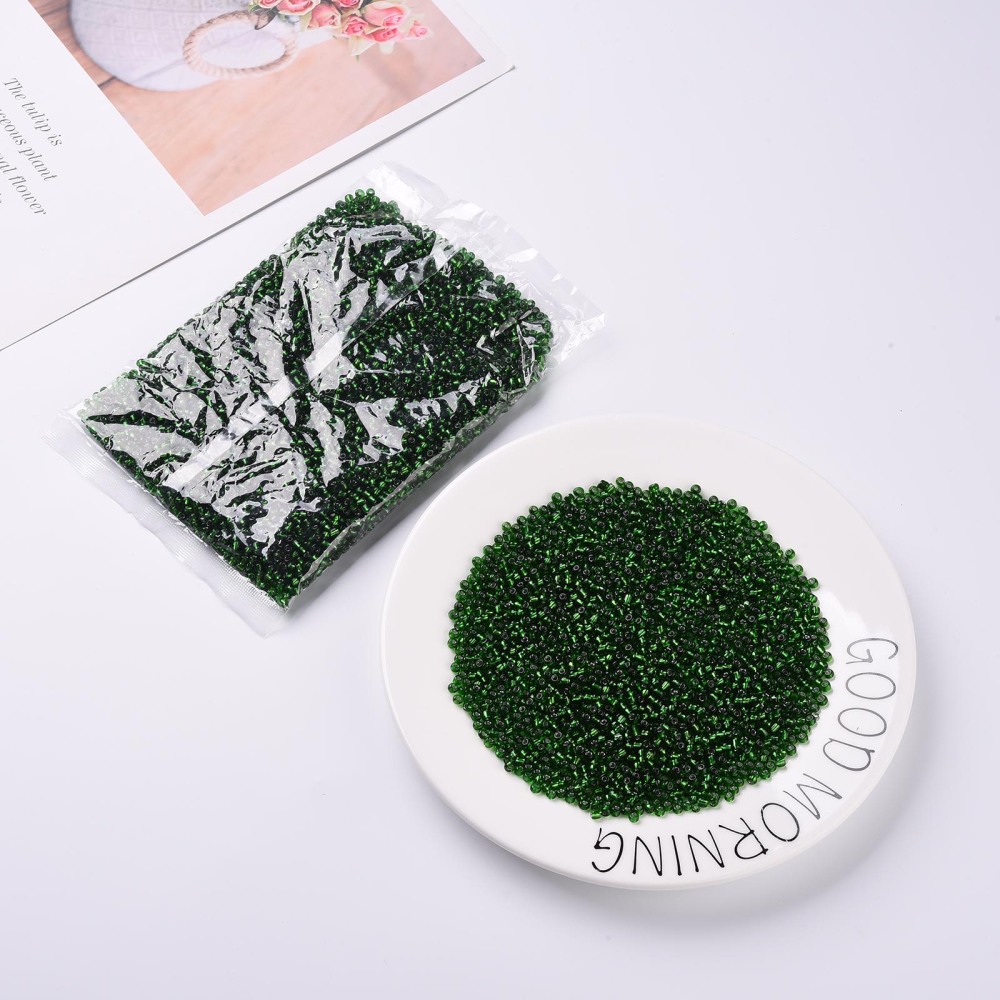 6/0 Glass Seed Beads Silver Lined Round Hole Round Green 4mm Hole: 1.5mm about 6639 pcs/pound DIY