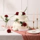 thumbnail image 4 of Ramo de rosas rojas Tifuly de flores artificiales de 50 cm con 12 tallos, 4 of 9