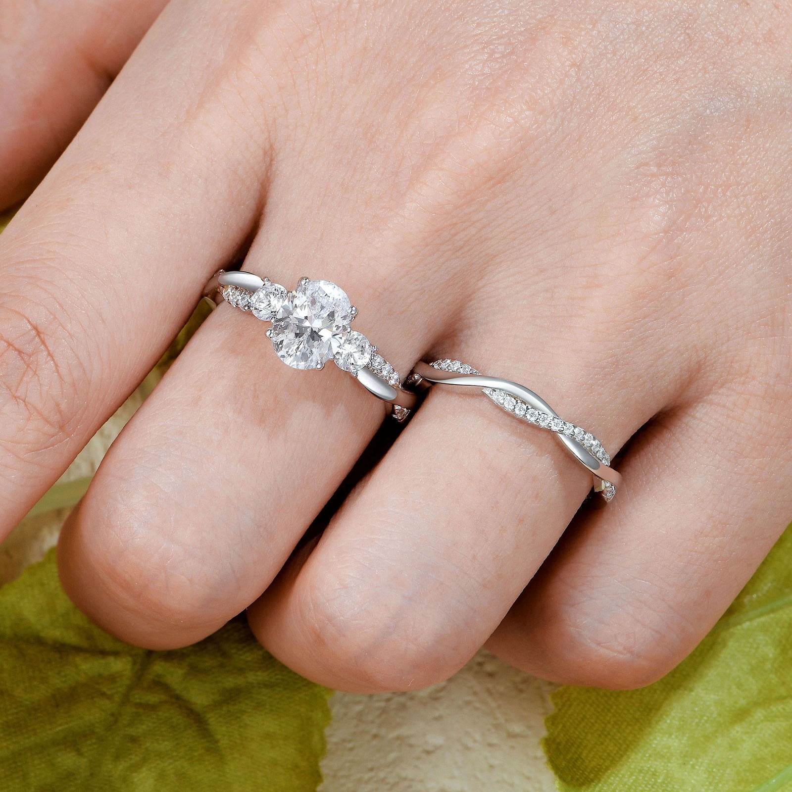 Wuziwen 2 Ct Oval Three Stone Wedding Ring Sets Infinity Bands 925 Sterling Silver Rings for Woman Cz Size 6