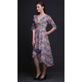 thumbnail image 2 of Bimba Robe Droite Asymétrique pour Femmes en Coton à Imprimé Floral Oeillet Violet et Marguerite avec Poche, Manches Courtes, Col en V, Mi-Longue - XX-Grand, 2 of 4