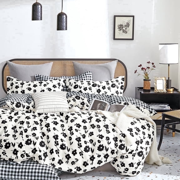 Say Yes Bedding Hepburn Black and White Floral 100% Cotton 3-Piece Comforter Set, Queen/Full All Season Reversible Bedding Set