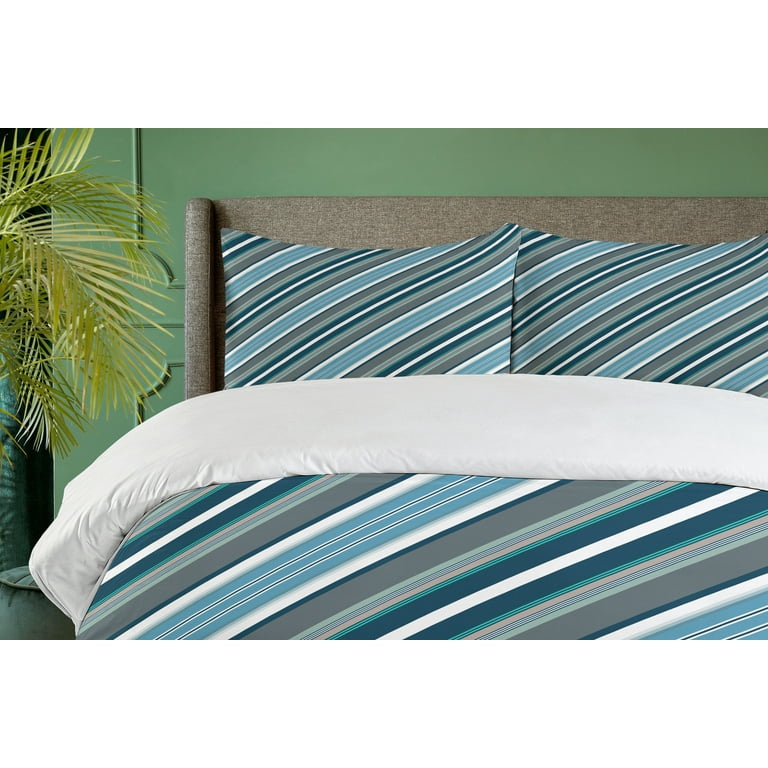 Set Of 4 White And Blue Diagonal Pillow Covers Set Of 4 White And Blue Diagonal Pillow Covers