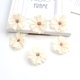 thumbnail image 1 of Material hecho a mano simulación flor boda flor pared ramillete tocado flor decorativa flor crisantemo flor estrella lengua flor, 1 of 6