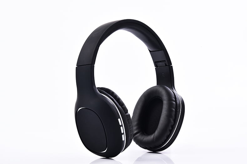 bmani Bluetooth noisecanceling overear headphones.