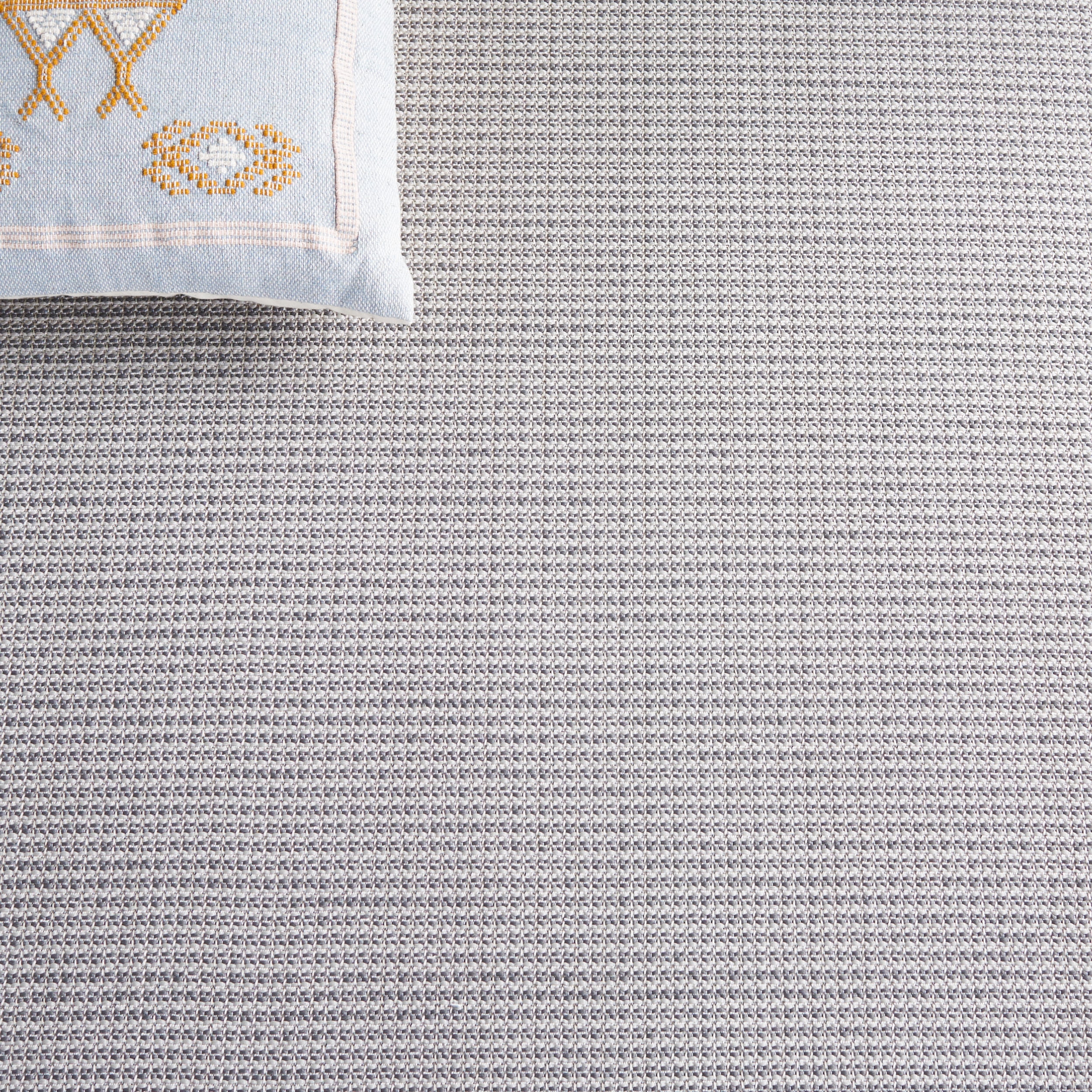 SAFAVIEH Martha Stewart Hampton Solid Indoor/Outdoor Area Rug, Grey, 6'5" x 9'6"