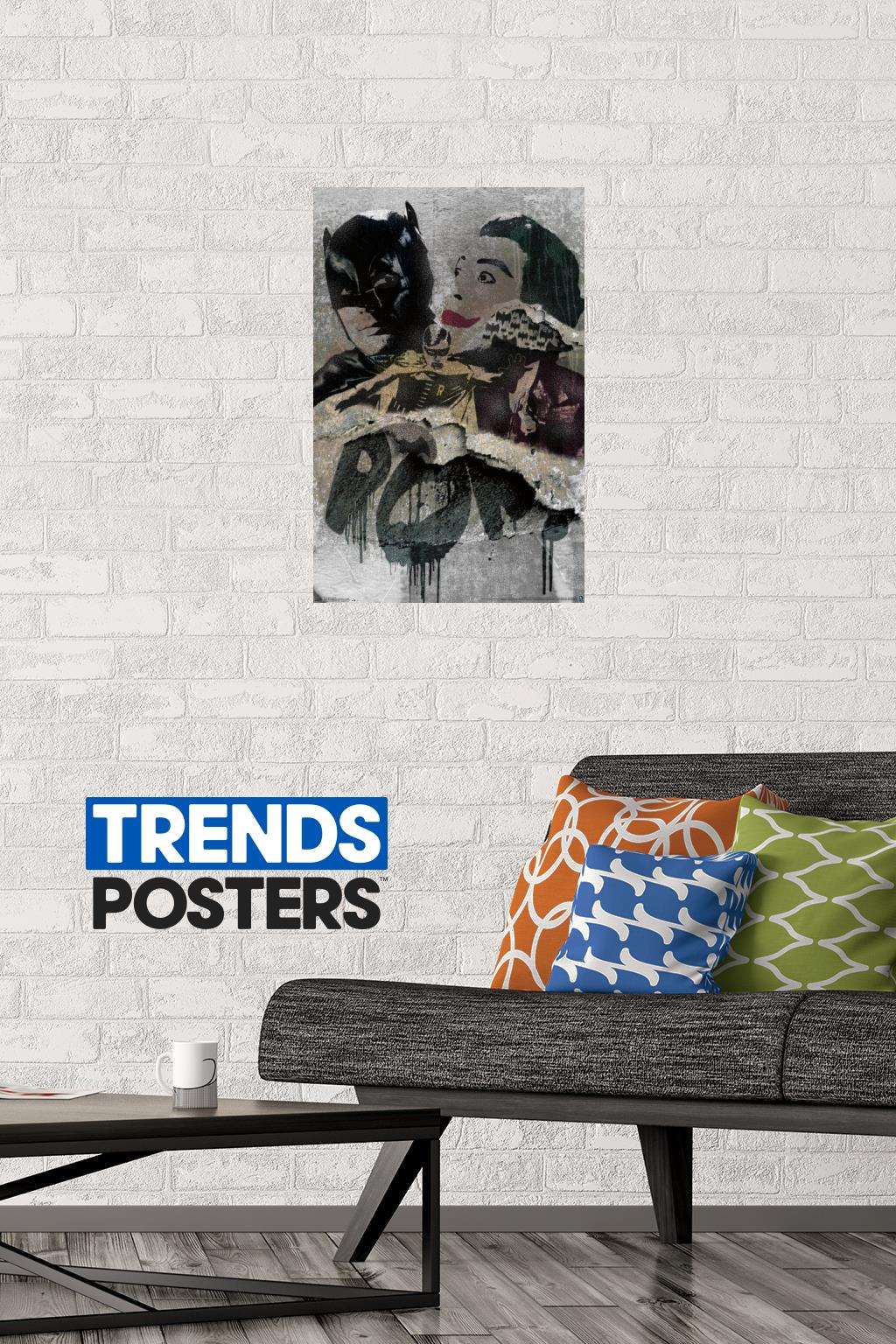 DC Comics - Batman - Grunge Wall Poster, 14.725" x 22.375"