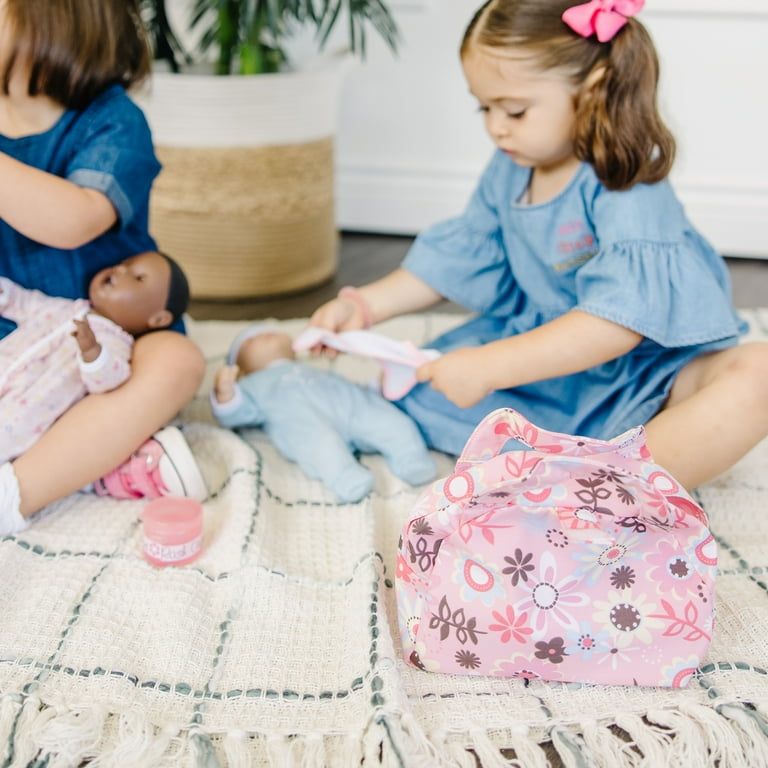 Melissa and outlet doug diaper bag