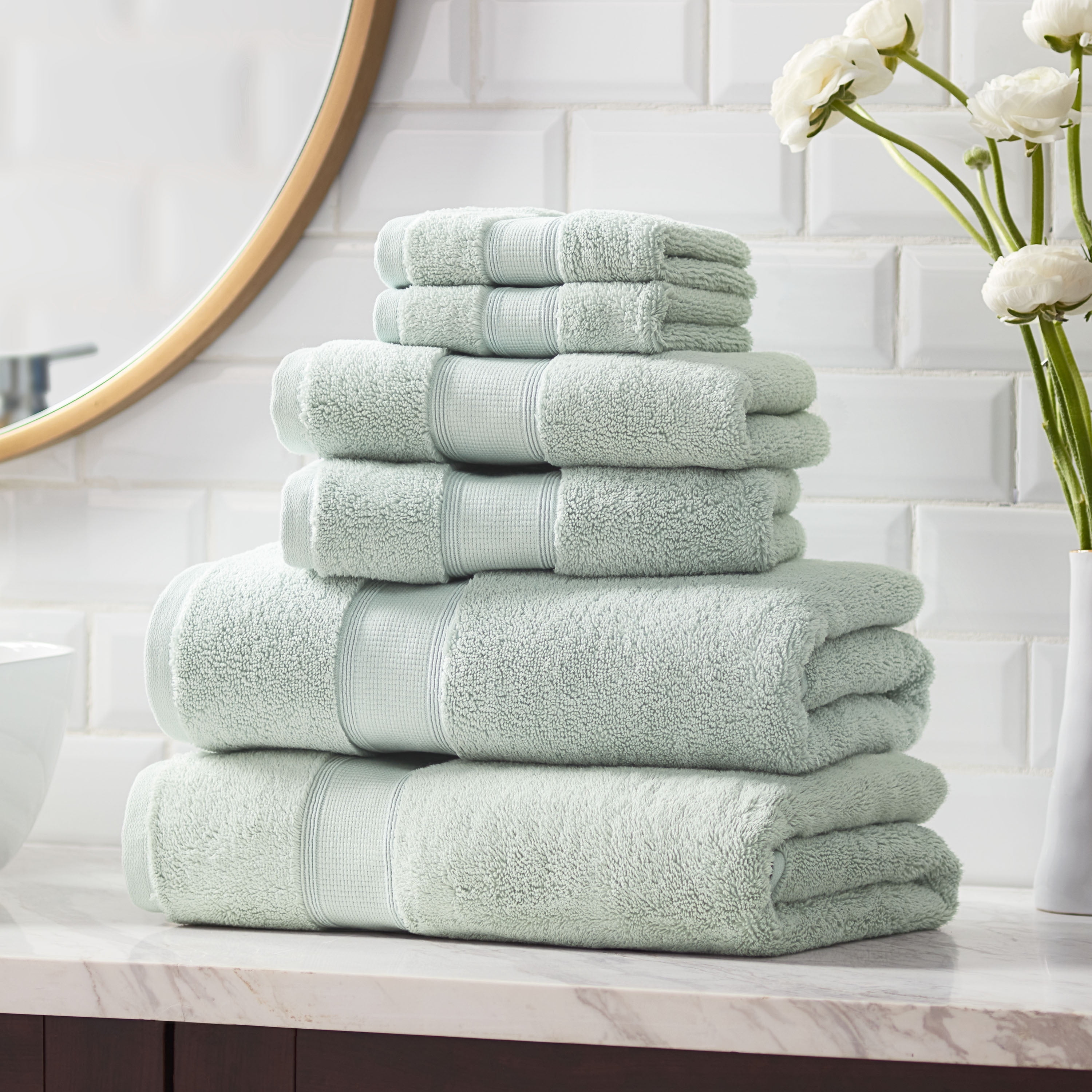 Lot Of 2 Purely Indulgent bath towel 30”X58” White Oeko-Tex Made