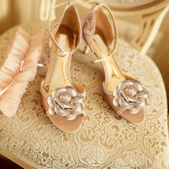 IBASETOY 2pcs Wedding Shoe Flower Clips Elegant Design Satin Fabric for Women