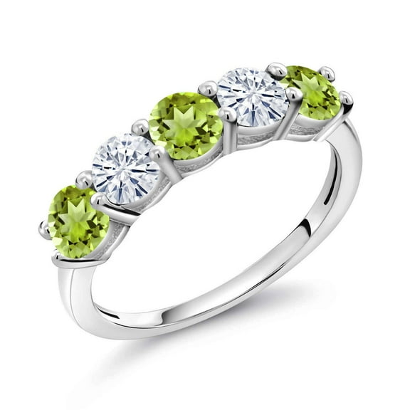 Gem Stone King 925 Sterling Silver Green Peridot and White Moissanite Wedding Band Ring for Women (0.94 Cttw, Round 3.5MM, Gemstone August Birthstone, Size 7)