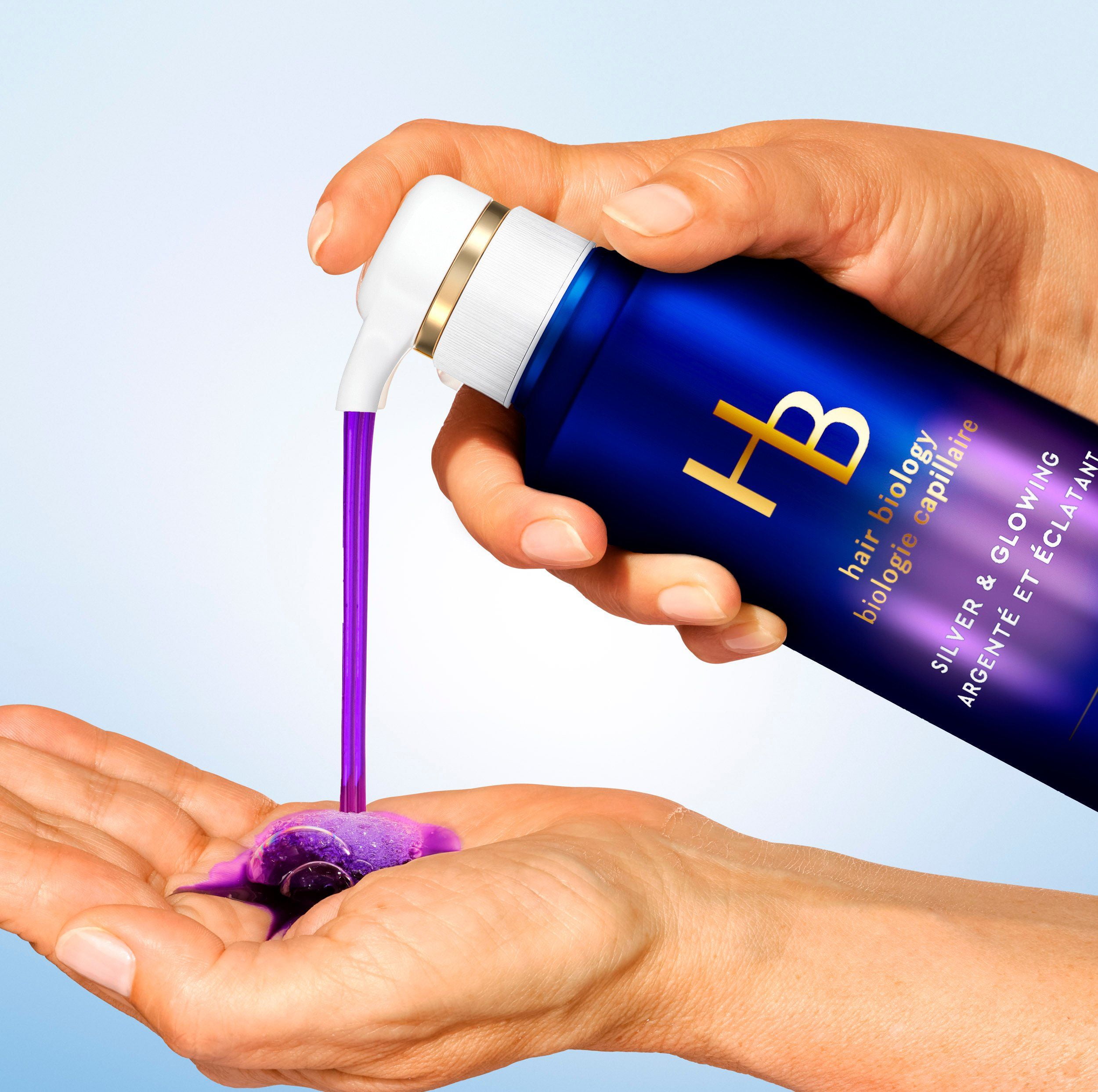 Shampooing violet argenté Hair Biology pour cheveux gris ou blonds colorés avec tons cuivrés, combat les tons cuivrés et ravive 380 ml