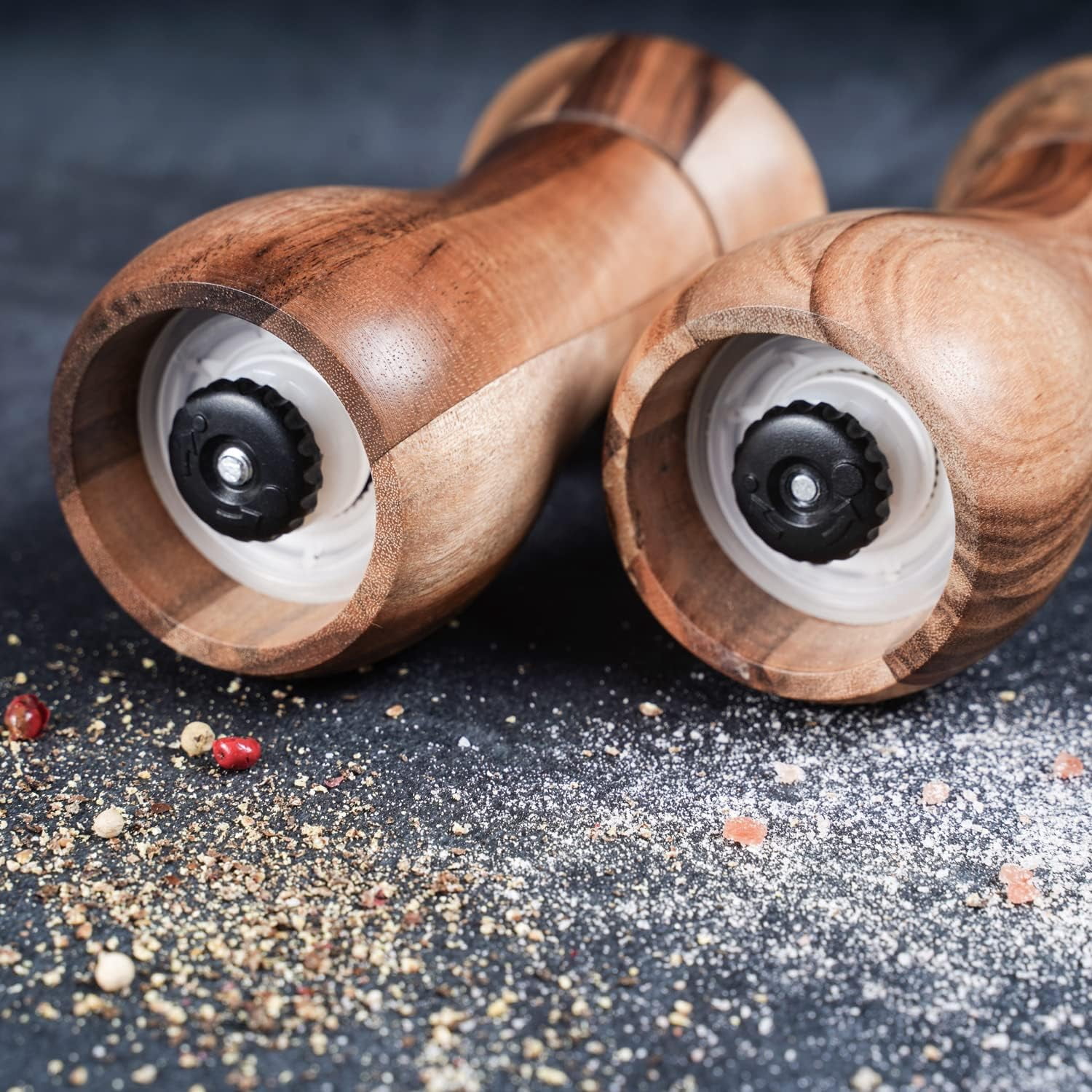 Salt and Pepper Grinder Set with Mill Tray, Set of 2 Salt and Pepper Mill with Ceramic Grinder Acacia Wood, Height 13 cm / 5 inch, Dia 6 cm