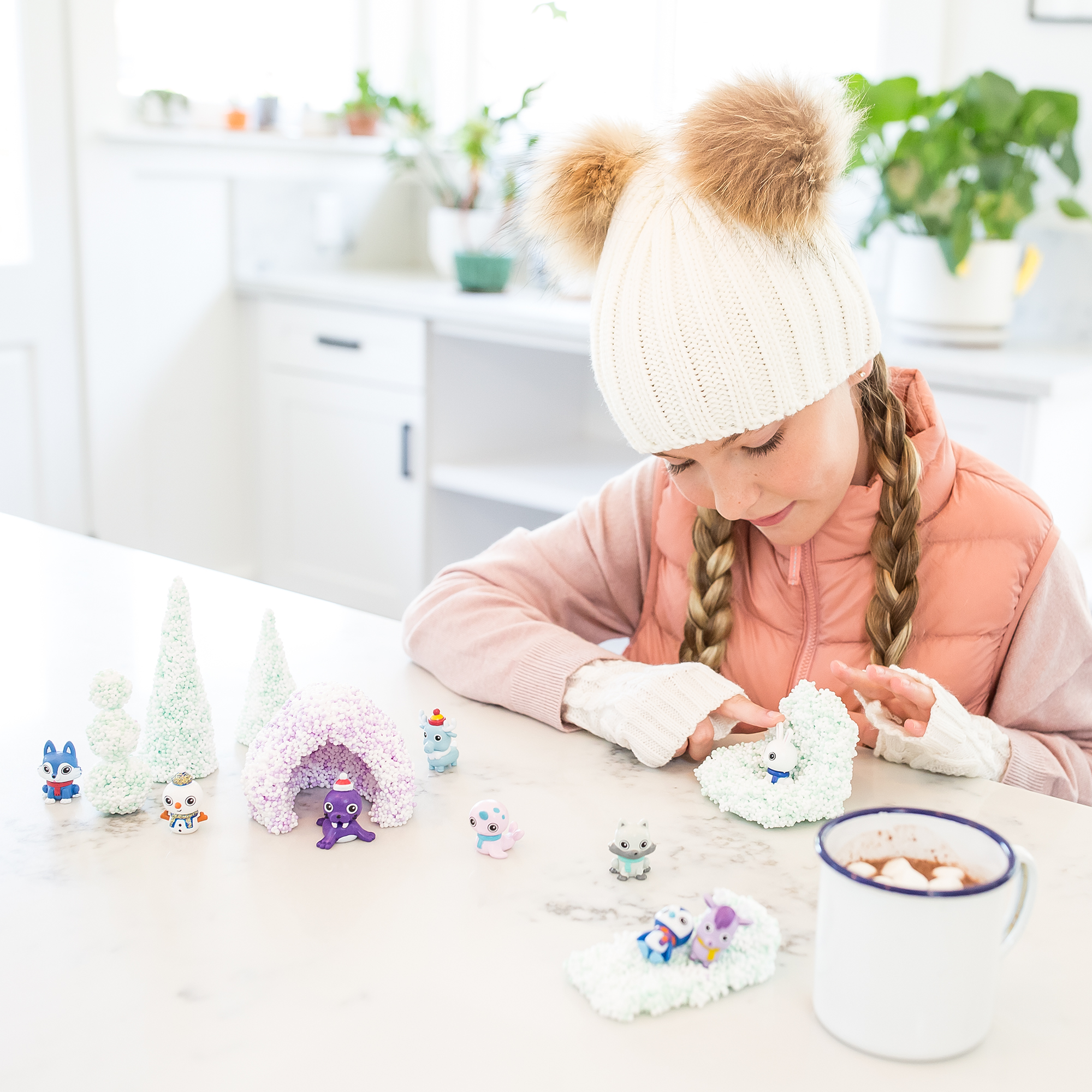 Educational Insights Original Playfoam Pals Snowy Friends 6-Pack, Fidget, Sensory Toy, Stocking Stuffer, Boys & Girls, Ages 3, 4, 5+