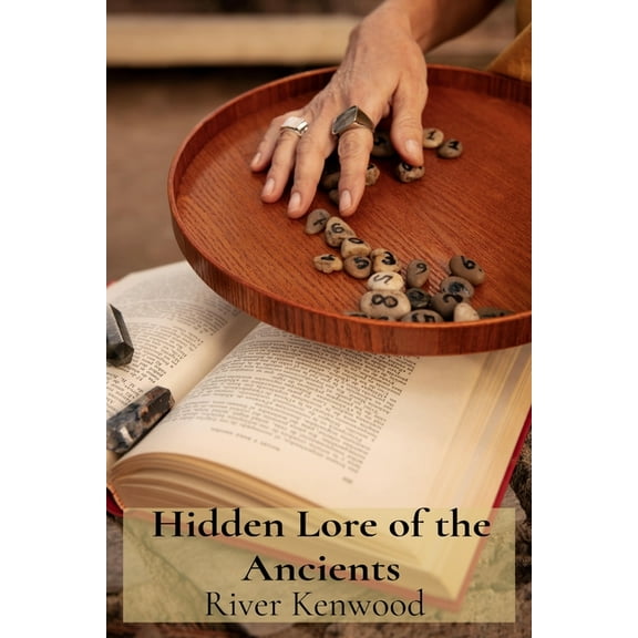 Hidden Lore of the Ancients: Exploring the Transmission of Classical and Medieval Texts, (Paperback)