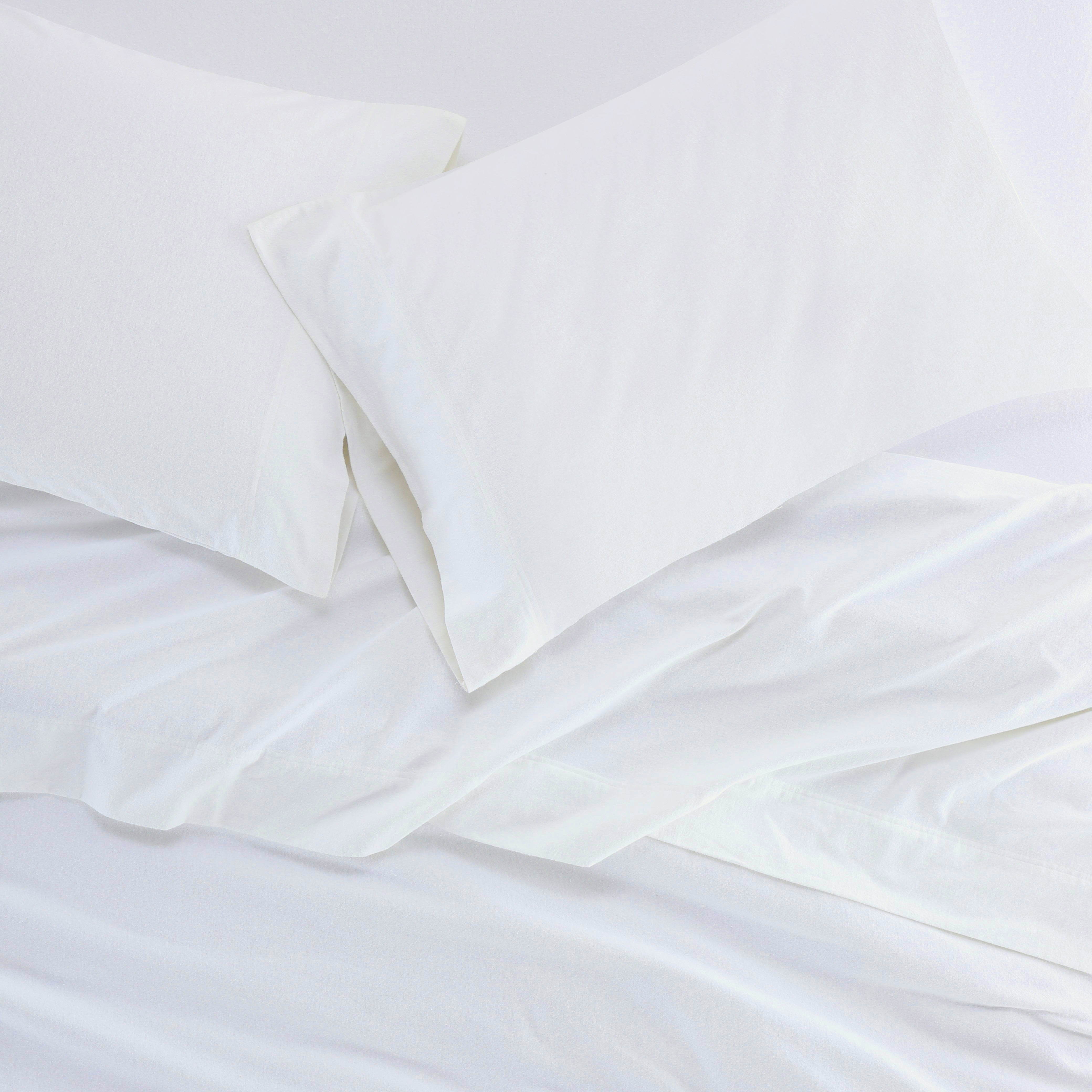 Superior Solid Flannel Cotton Bed Sheet Set , Soft Fitted Sheets, King, White