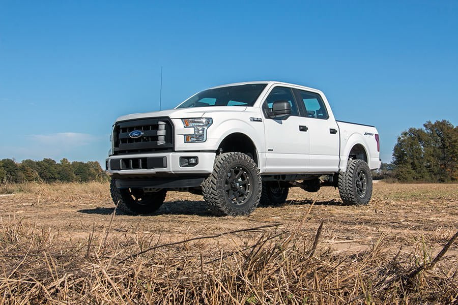 Rough Country 6" Lift Kit (fits) 2015-2020 F150 2WD | N3 Shocks | Lifted Knuckles Suspension | 55330