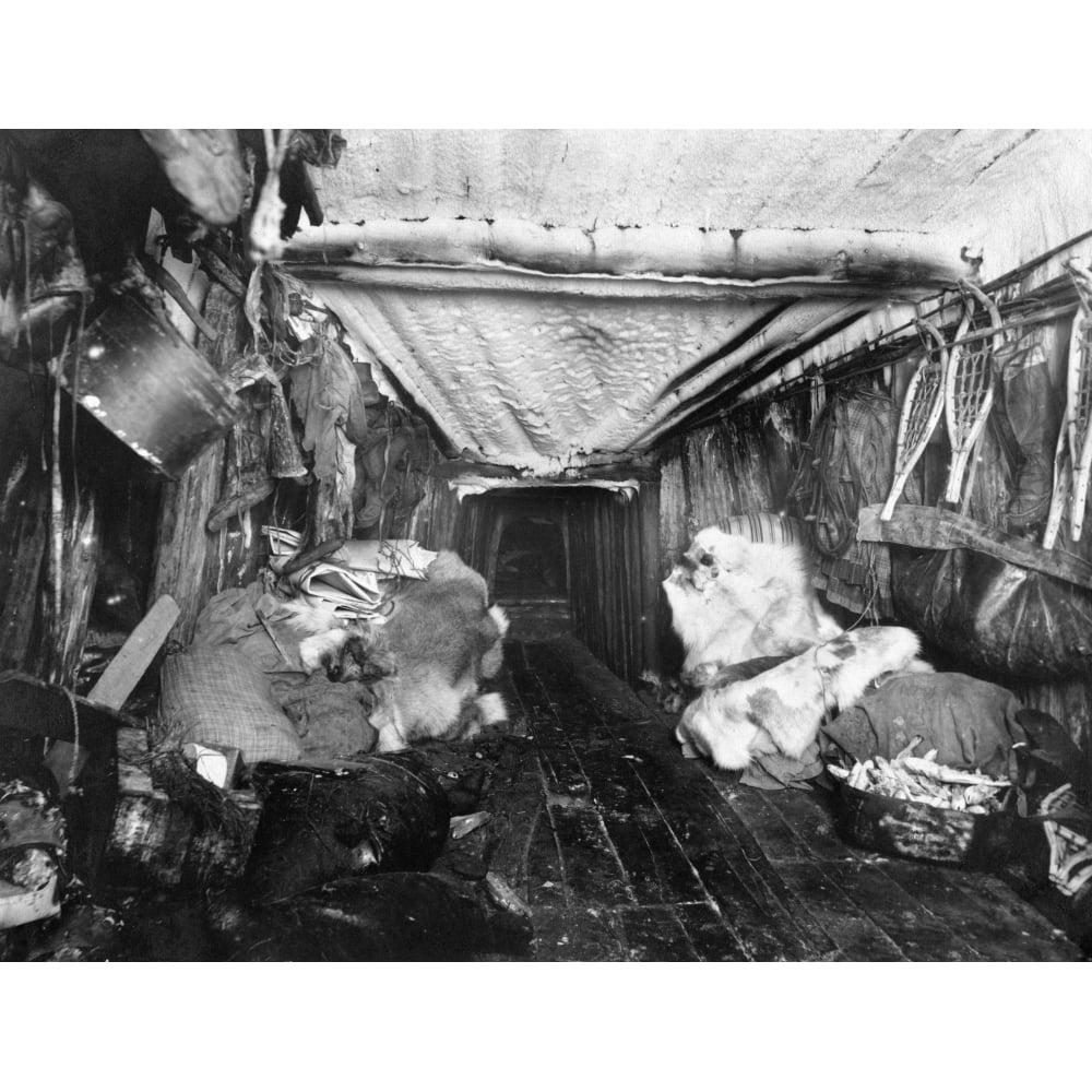 Alaska Eskimo Hut C1916 Na View Of The Interior Of An Eskimo Hut In
