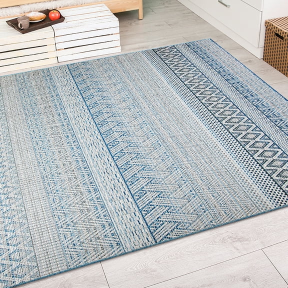 Couristan Cape Gables Surf Indoor/Outdoor Area Rug