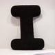 thumbnail image 1 of Cojín con letras, accesorio de escritorio, 26 almohadas con letras, bonitas y suaves almohadas decorativas con letras del alfabeto inglés, cojines para sala de estar, sofá, cama, decoración de coche,, 1 of 3