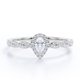 thumbnail image 1 of Anillo de Compromiso JeenMata con Pavé Semi Infinito y Diamantes Talla Pera de 0,5 Quilates en Halo de 3 Puntas Oro Blanco de 10 K, 1 of 6