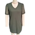 thumbnail image 1 of Camisa de manga corta con cuello en V y encaje, blusa informal holgada con cuello en V y encaje para mujer, camiseta de verano con encaje, estética elegante, 1 of 2