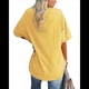 thumbnail image 3 of Camiseta Básica de Corta con Cuello en V Amarilla S, 3 of 5