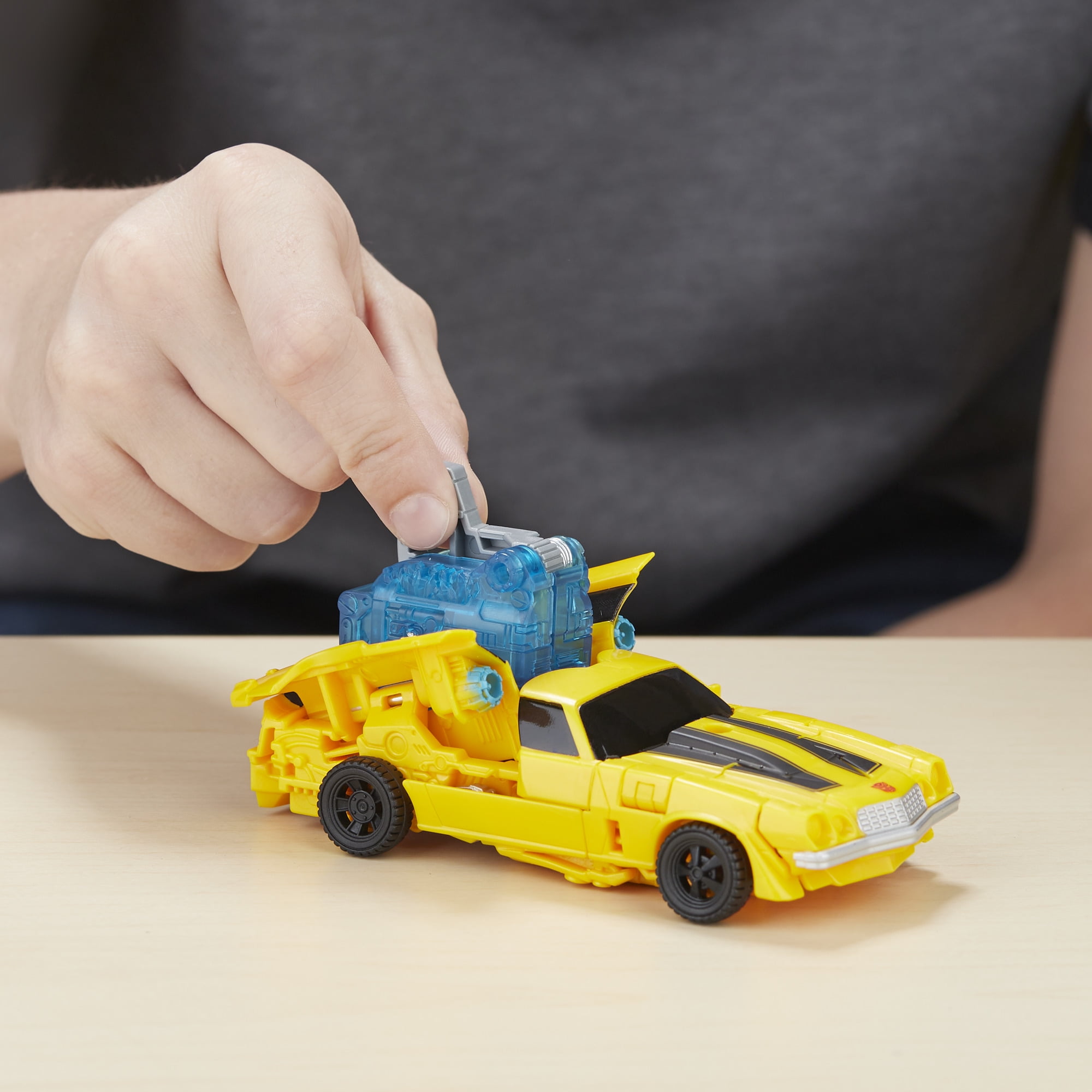 Transformers: Bumblebee -- Energon Igniters Power Plus Series Bumblebee