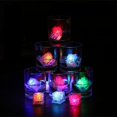 thumbnail image 2 of piezas de cubitos de hielo luminosos/luz nocturna táctil colorida/cubitos de hielo intermitentes LED parpadean en agua, 2 of 5