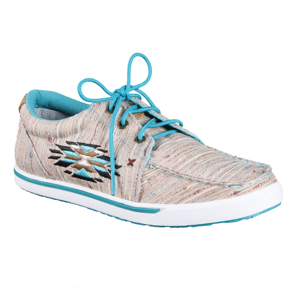 twisted x shoes with shorts