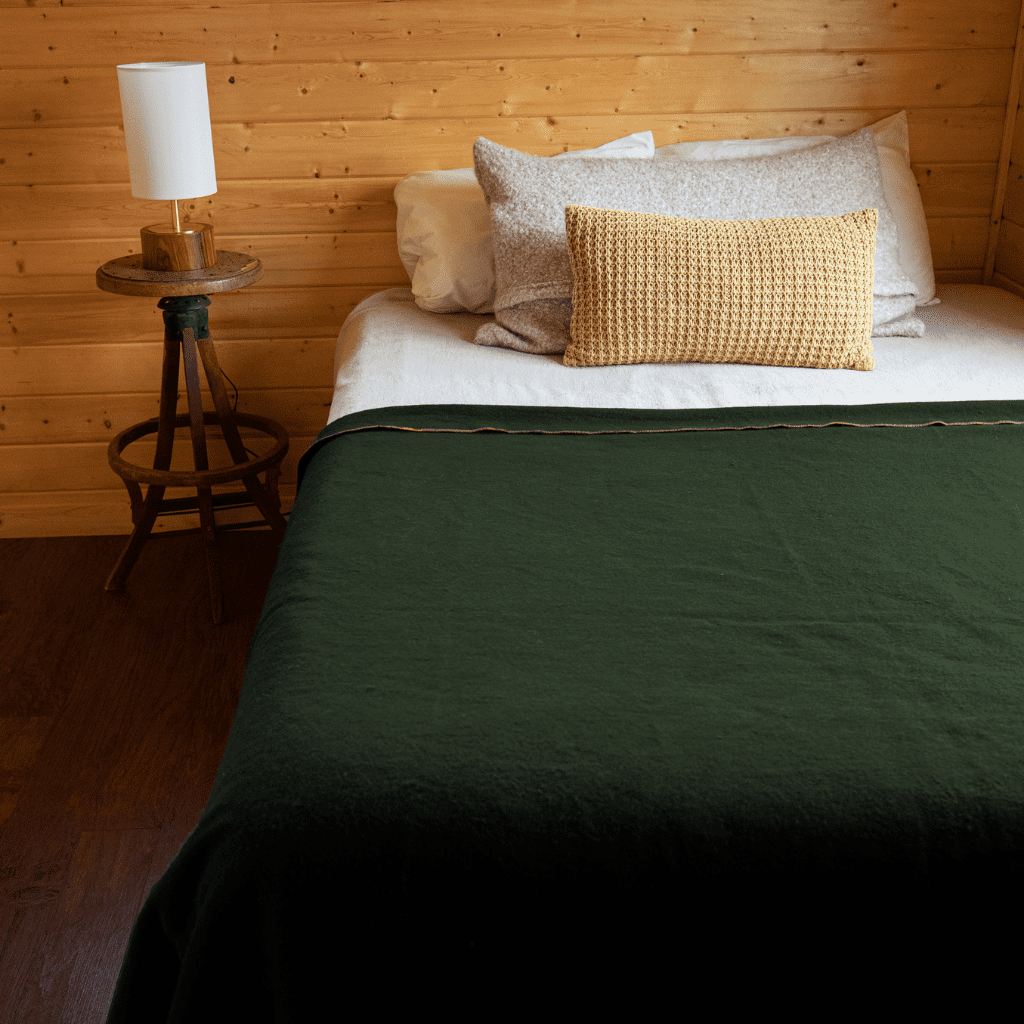 Arcturus Military Wool Blanket - 4.5 lbs, Warm, Thick, Washable, Large 64" x 88" - Great for Camping, Outdoors, Sporting Events, and Survival Kits (Olive Green)