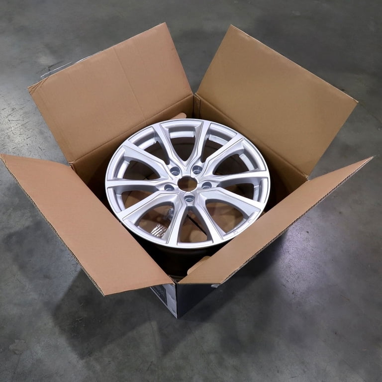 17 inch Silver Alloy Wheel Rim 5x114.3 for Lexus NX300 JRI9