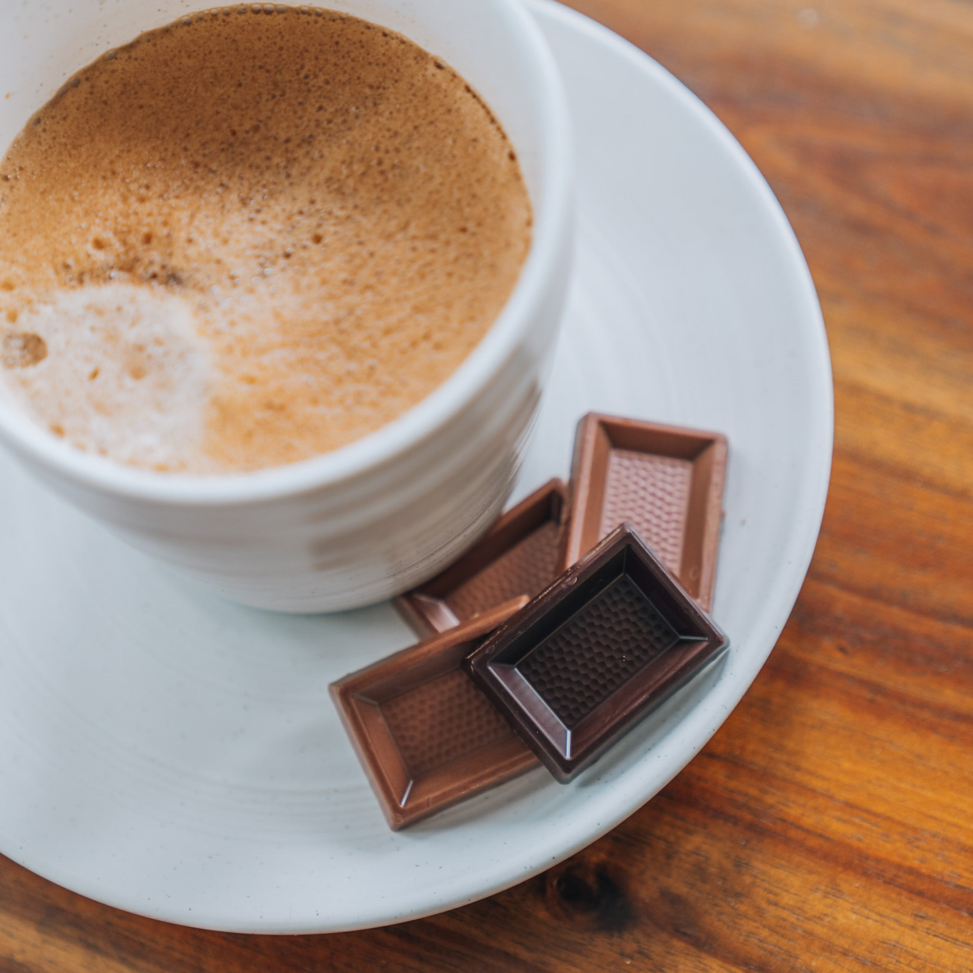 Swiss Delice Extra Creamy Milk Chocolate Squares - 32% Cocoa Milk - Chocolates Individually Wrapped - 3.3 lb Bulk (1500g) - Swiss Chocolates
