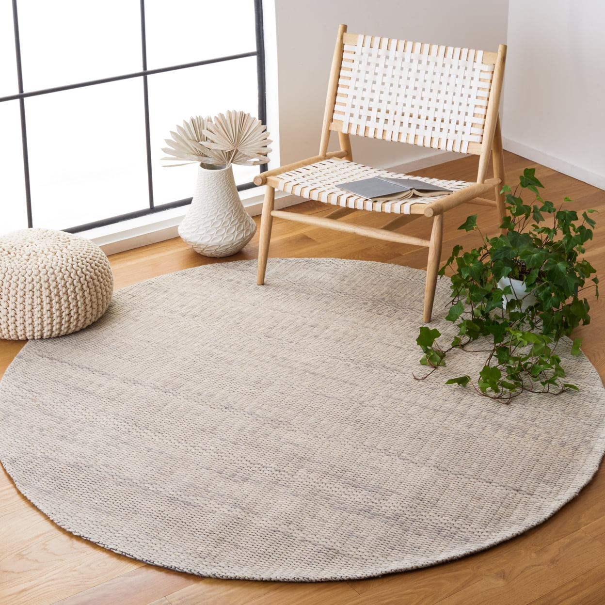 SAFAVIEH Marbella Taegan Distressed Runner Rug, Grey/Beige, 2'3" x 8'