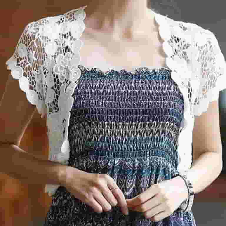【2plan】Harros Crochet Short Sleeve Zip-Up Women Short Sleeve Crochet Shrug Hollow Out Floral Lace Open