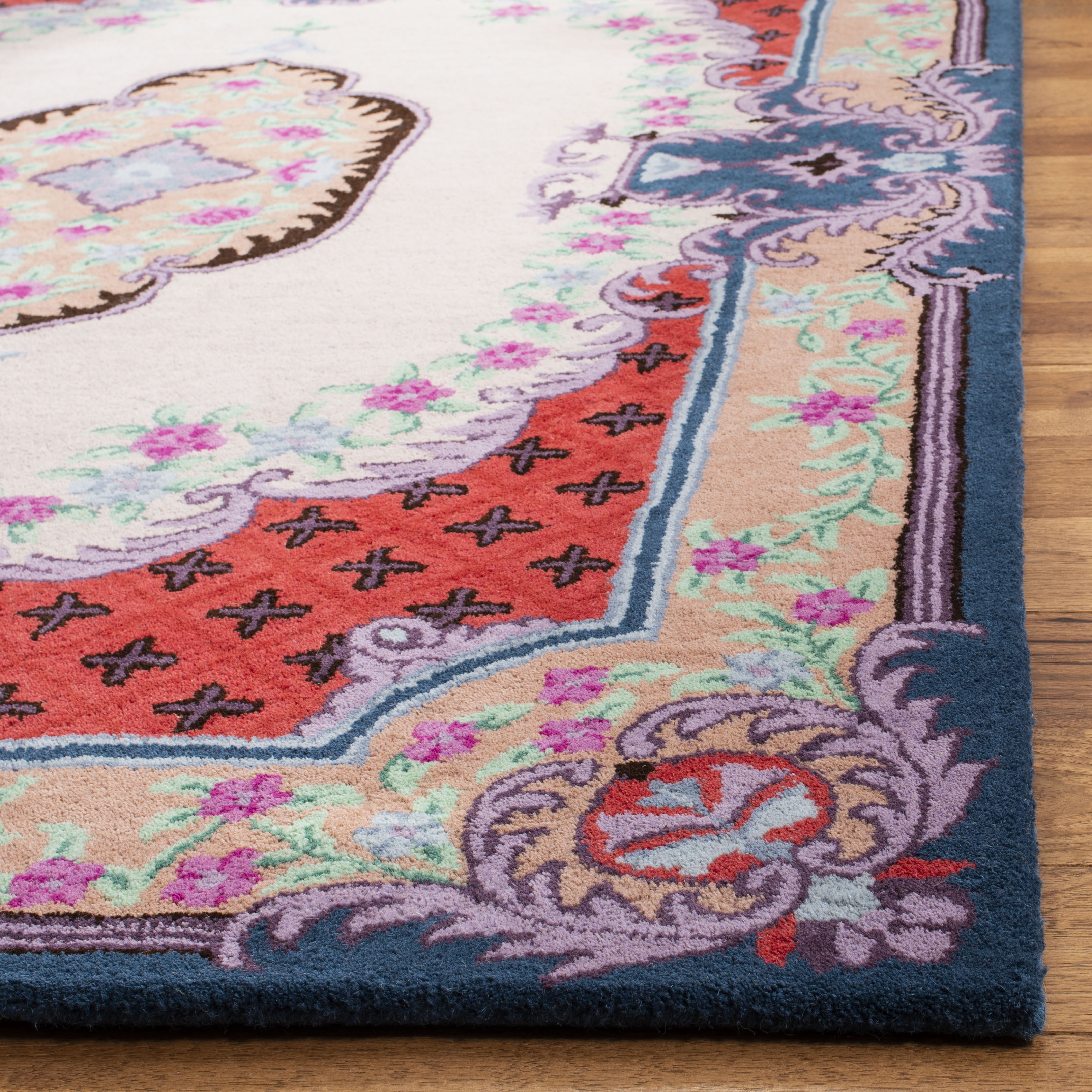 SAFAVIEH Bellagio Chandler Floral Wool Area Rug, Ivory/Pink, 4' x 6'