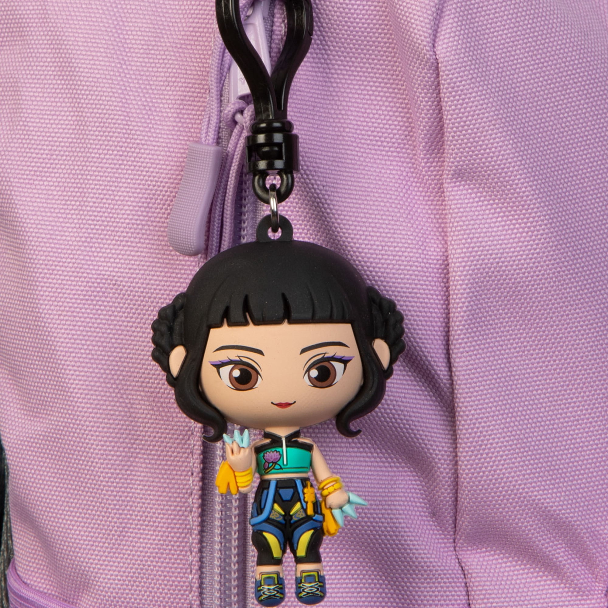 Netflix: Backpack Clip Blind Bag - KPOP Demon Hunters - 3" Mystery Collectible Figure, 3D Sculpt Characters, Metal Clip & Chain, Surprise Licensed Toy